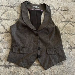 Fashion vest
